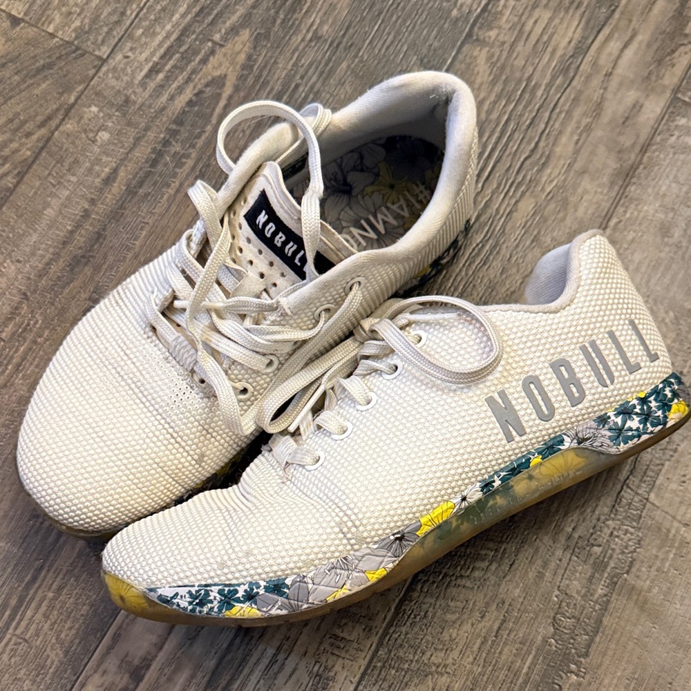 NOBULL Men’s Floral Trainers, Size 7.5